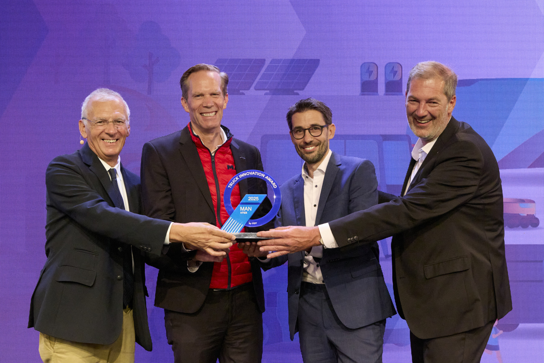 1920_20240916-man-truck-innovation-award.jpg