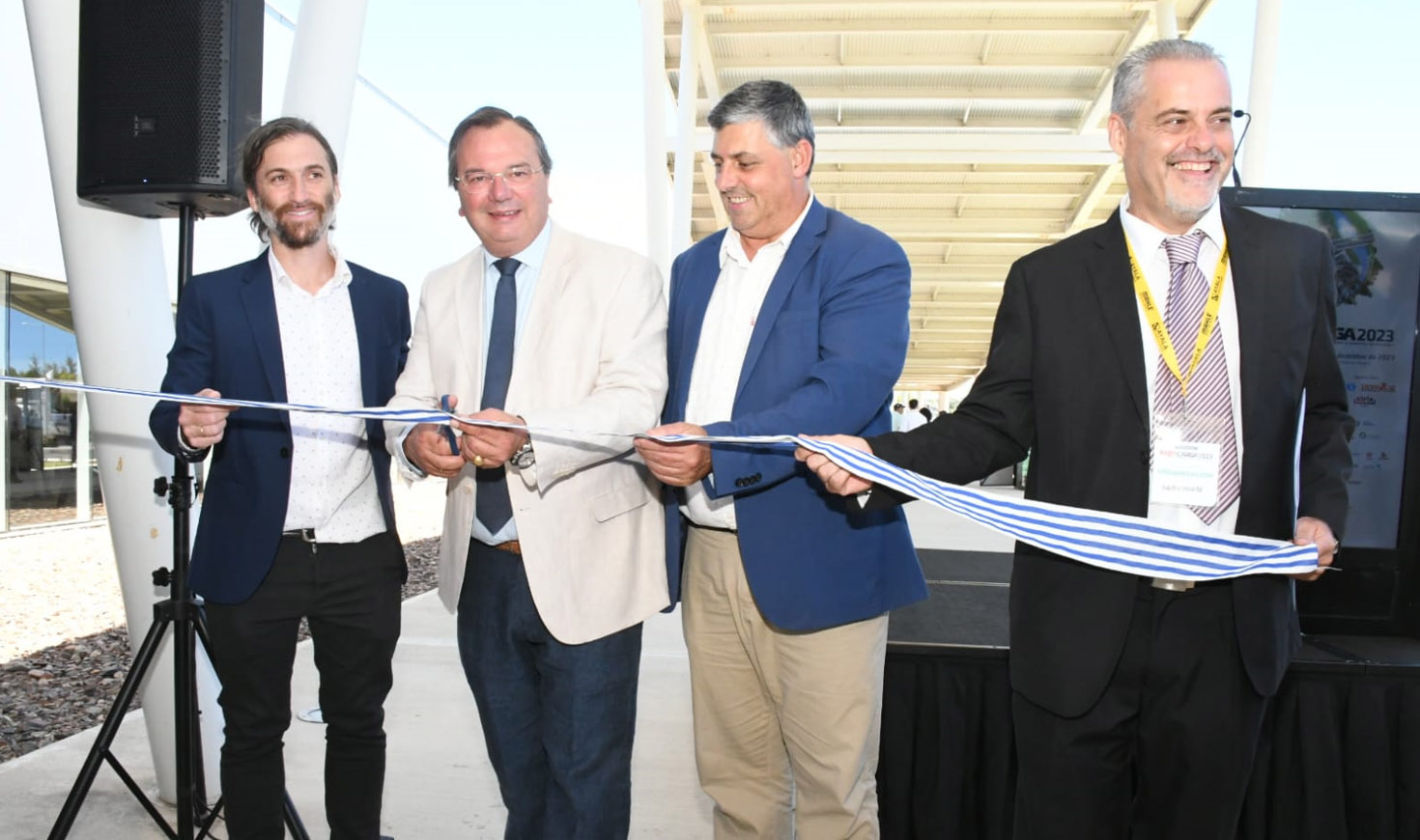 Corte_de_Cinta_Inauguración_Pablo_Hernández_-_Jose_Luis_Falero_-_Javier_Carballal_-_Claudio_Techera.jpeg