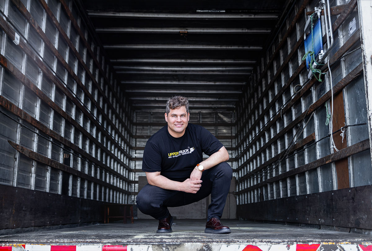 Uppertruck.jpg