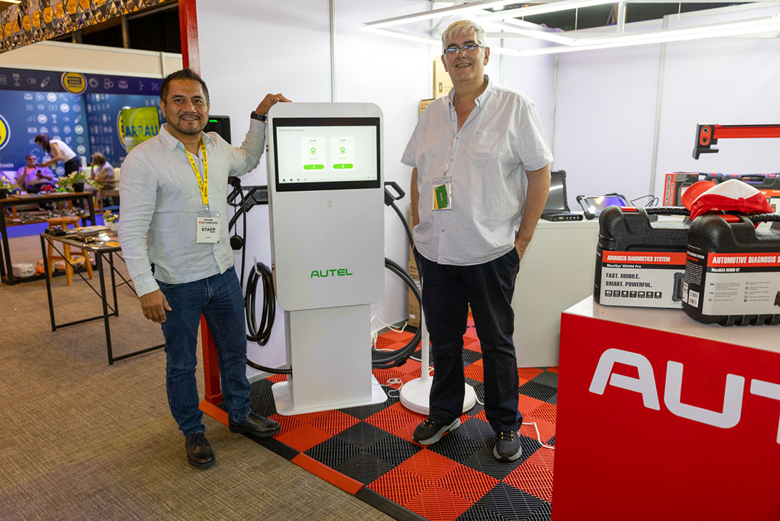 autel2.jpg