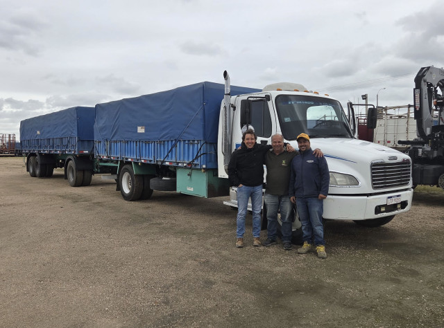 AUTOMOTORA H. PINTADO / Freighliner - ALP Transporte