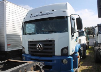 Volkswagen Constellation 17250 tractor 4x2