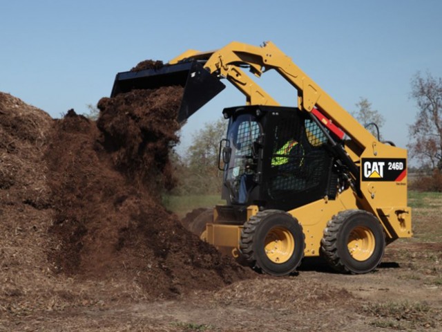 Los nuevos Minicargadores CAT® de la serie D cuentan con cabina, entorno del operador y controles nuevos