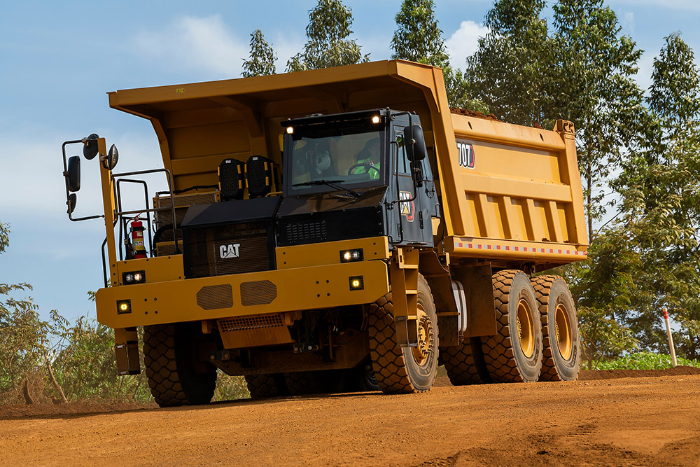 Caterpillar lanza el nuevo Camión Cat® 707 de caja ancha con un diseño rentable y capacidad de reconstrucción