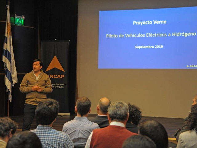 Conferencia_de_analisis_del_uso_de_vehiculos_de_combustibles_basados_en_hidrogeno_para_transporte_de_carga