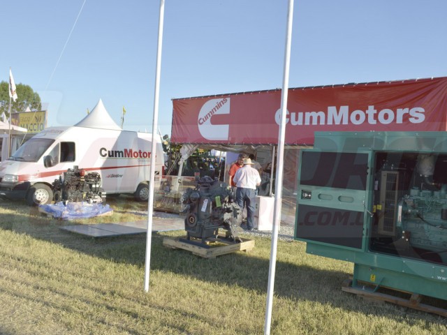 EXPOACTIVA2015_Cummins