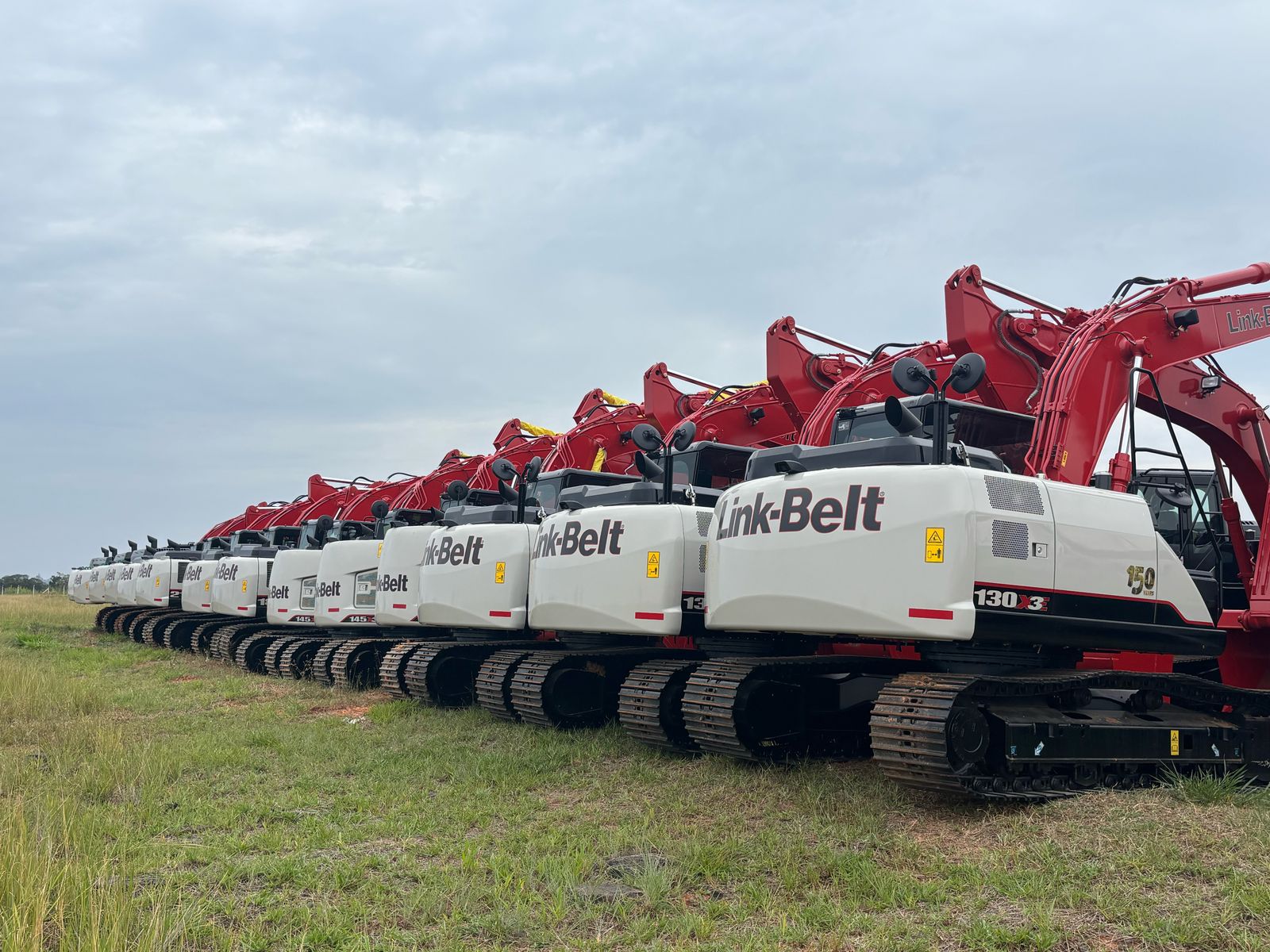 Link-Belt Excavators celebra la marca de mil excavadoras vendidas en Brasil