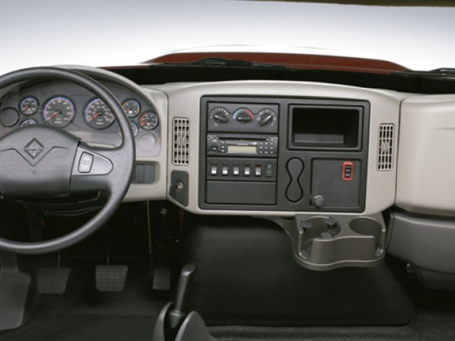International-DuraStar-4300_2