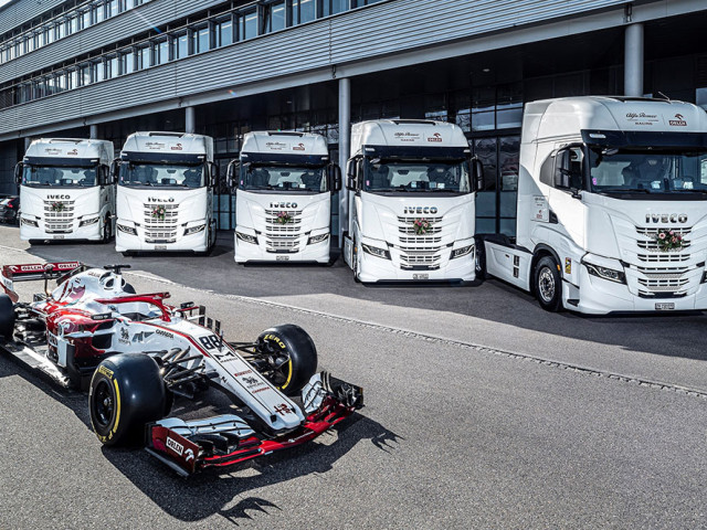 Los_camiones_IVECO_se_incorporan_a_la_flota_del_equipo_Alfa_Romeo_Racing_ORLEN