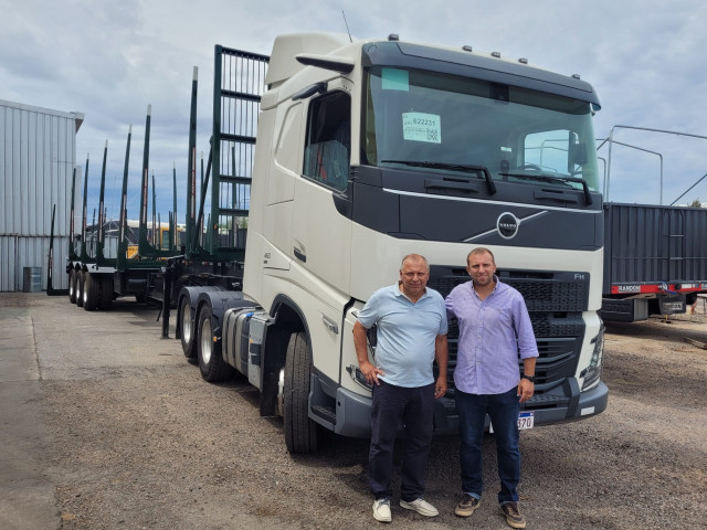RUTA DURAZNO / VOLVO - TRANSPORTES ROBERTO CORREA