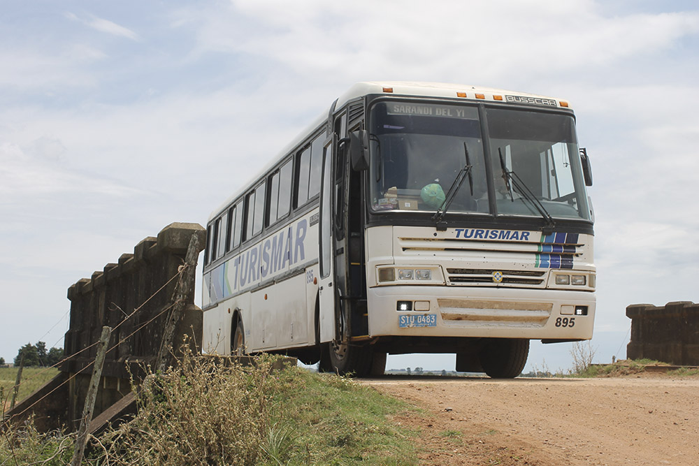 UN VIAJE DESCONOCIDO: En busca de ese puente tan largo que casi nadie vio, "Viaje al kilómetro 329"
