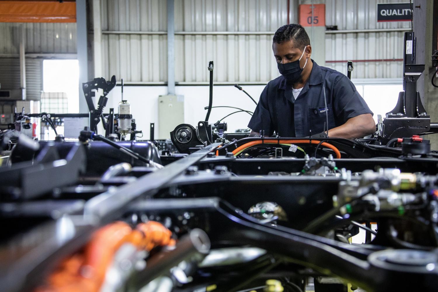 VW Caminhões e Ônibus y CBMM firman una asociación sin precedentes para el desarrollo de baterías automotrices con Niobium