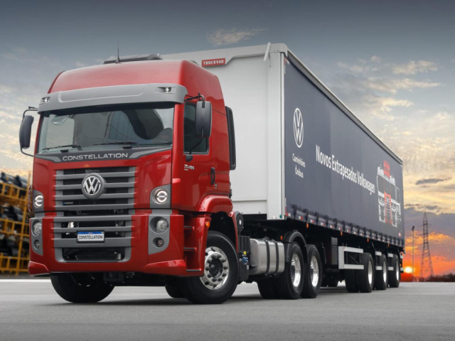 VW Constellation celebra 20 años