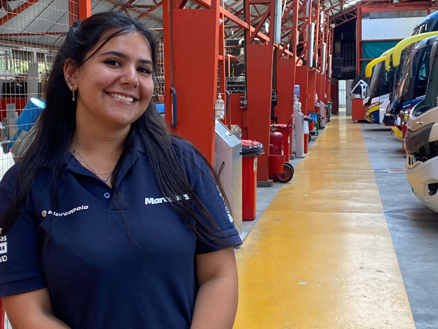 Especial Mes de la Mujer: “Con esfuerzo y buen desempeño, nada es imposible” | Paola Bruzzone Atención al cliente; Departamento Asistencia Técnica de Marcobus