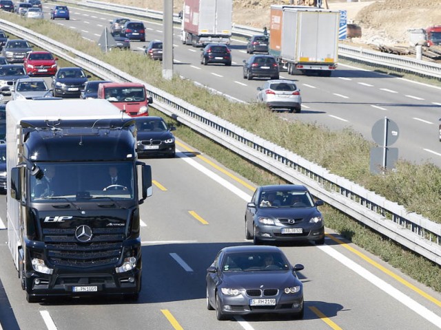 Alemania prohíbe el descanso semanal en cabina Alemania prohíbe el descanso semanal en cabina