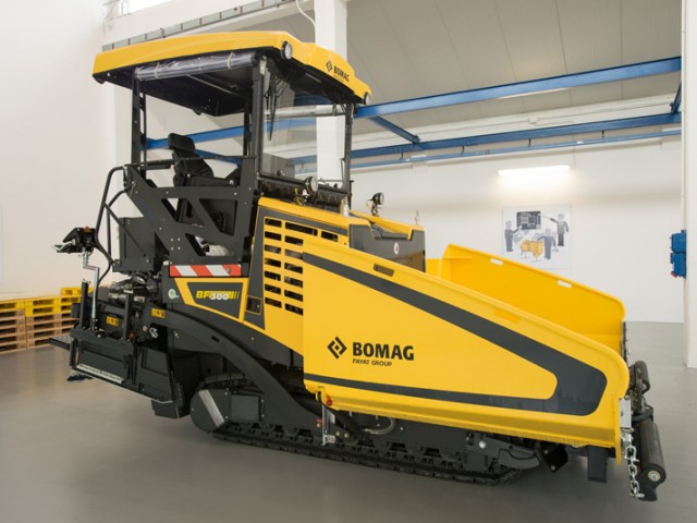 Bomag presenta una nueva extendedora de mezclas