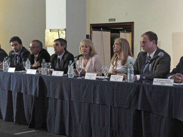 Ingresos netos de Ancap crecieron 6,9 % en 2017 Ingresos netos de Ancap crecieron 6,9 % en 2017