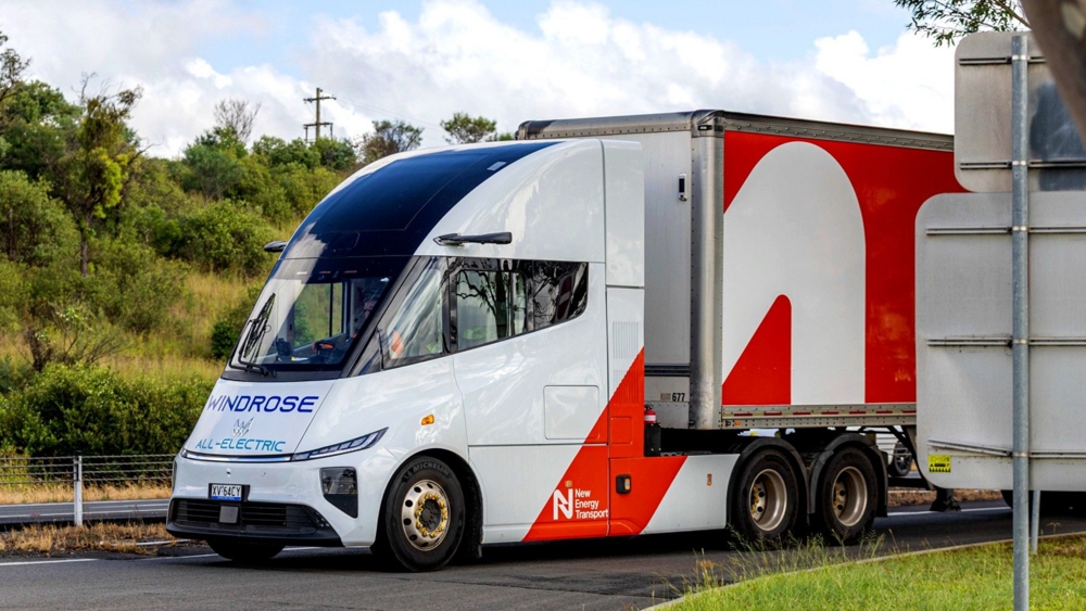China sorprende al mundo con un camión eléctrico que se recarga en 38 minutos y ofrece 700 km de autonomía