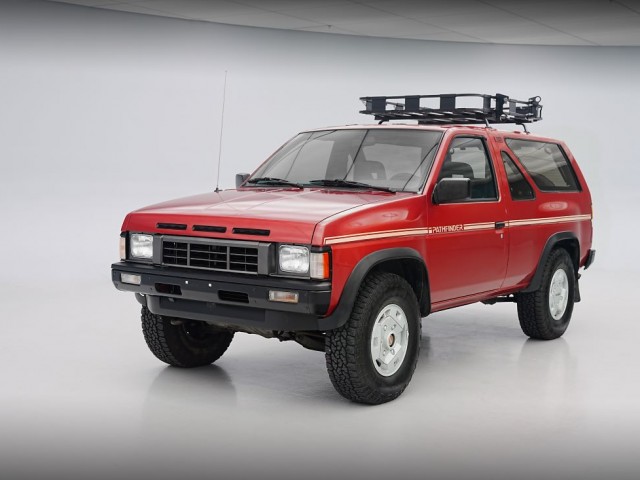 Nissan Pathfinder 1990: resistente para la vida real